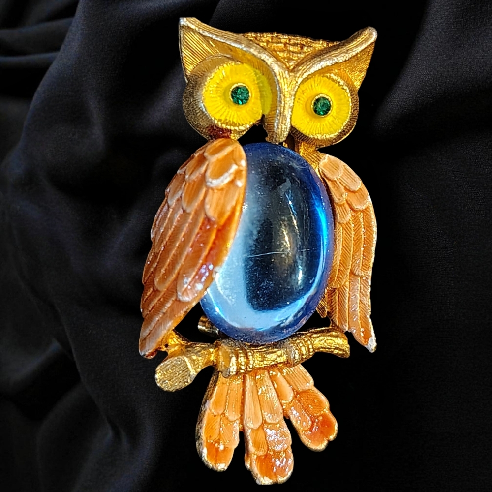 JJ Jelly Belly Owl Brooch Blue Glass
